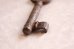 画像2: 古びたアンティークキー　蚤の市で見つけた幸せの古い鍵 (2)