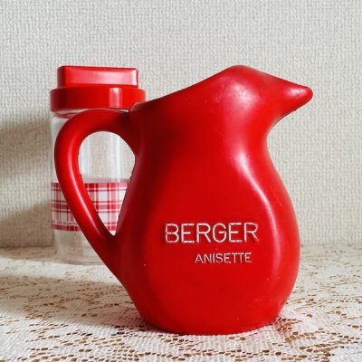 画像1: フランスブロカント　赤いBerger（ベルジェ）の ピシェ