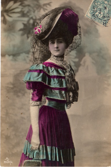 フランス アンティークポストカード ドレスの貴婦人