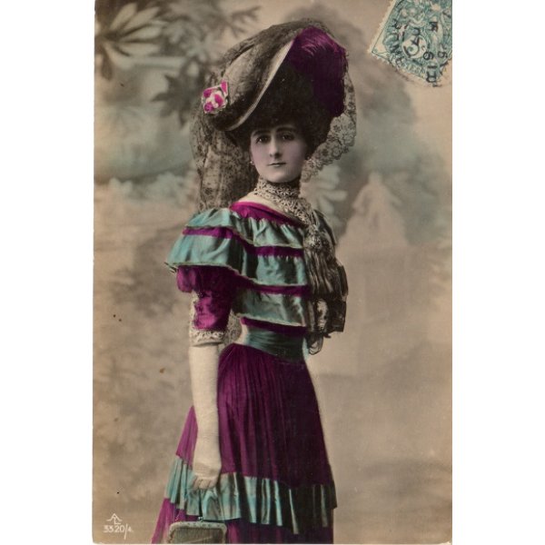 画像3: フランス　アンティークポストカード　ドレスの貴婦人 (3)