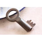 画像: フランス　コロンとした形の古い鍵